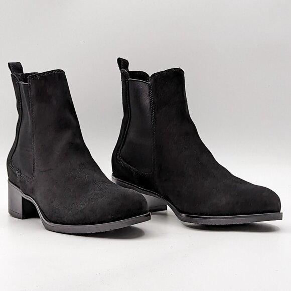 La Canadienne Women Siena City Black Suede Chelsea Boots...